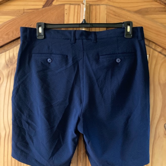 Men's Roundtree & Yorke Seersucker navy blue flat front chino shorts size 36 NWT - Picture 9 of 9